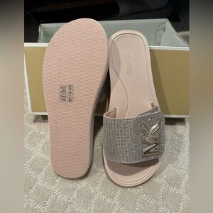 MK soft slip on slides - light pink